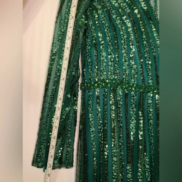 MAC DUGGAL Long Sleeve Sequin Emerald Green Gown - Picture 9 of 12